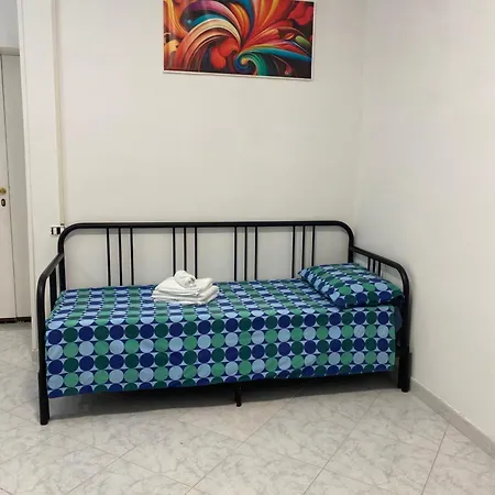 Elena House 아파트